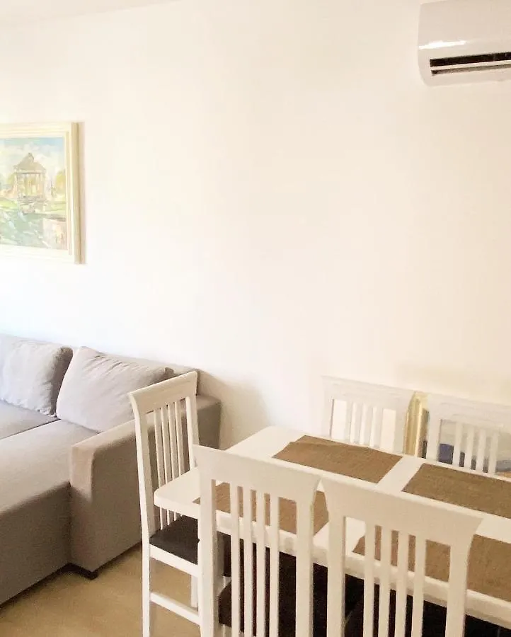 Matias Beach Apartment Golem  0*, Golem (Tirana) Arnavutluk