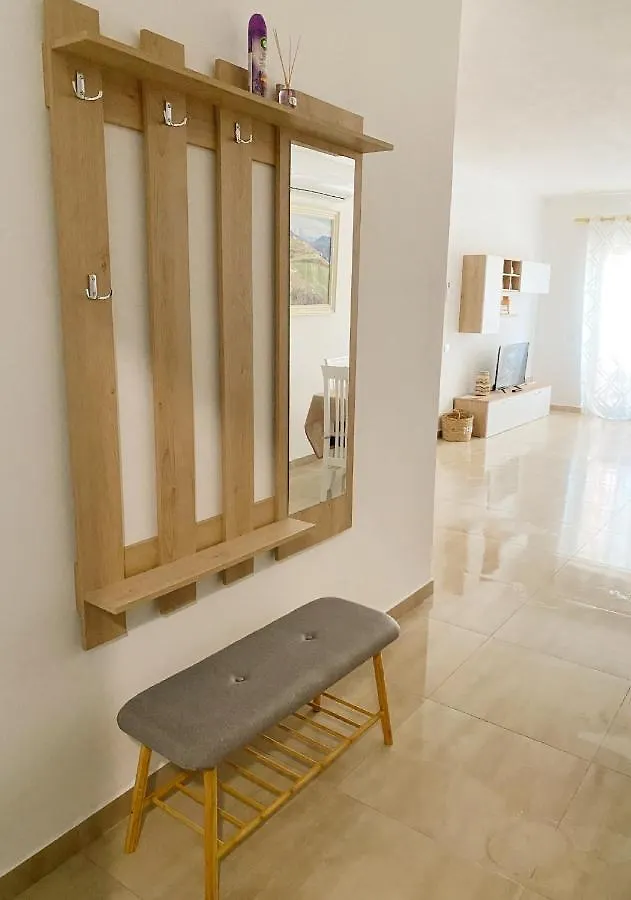 Matias Beach Apartment Golem