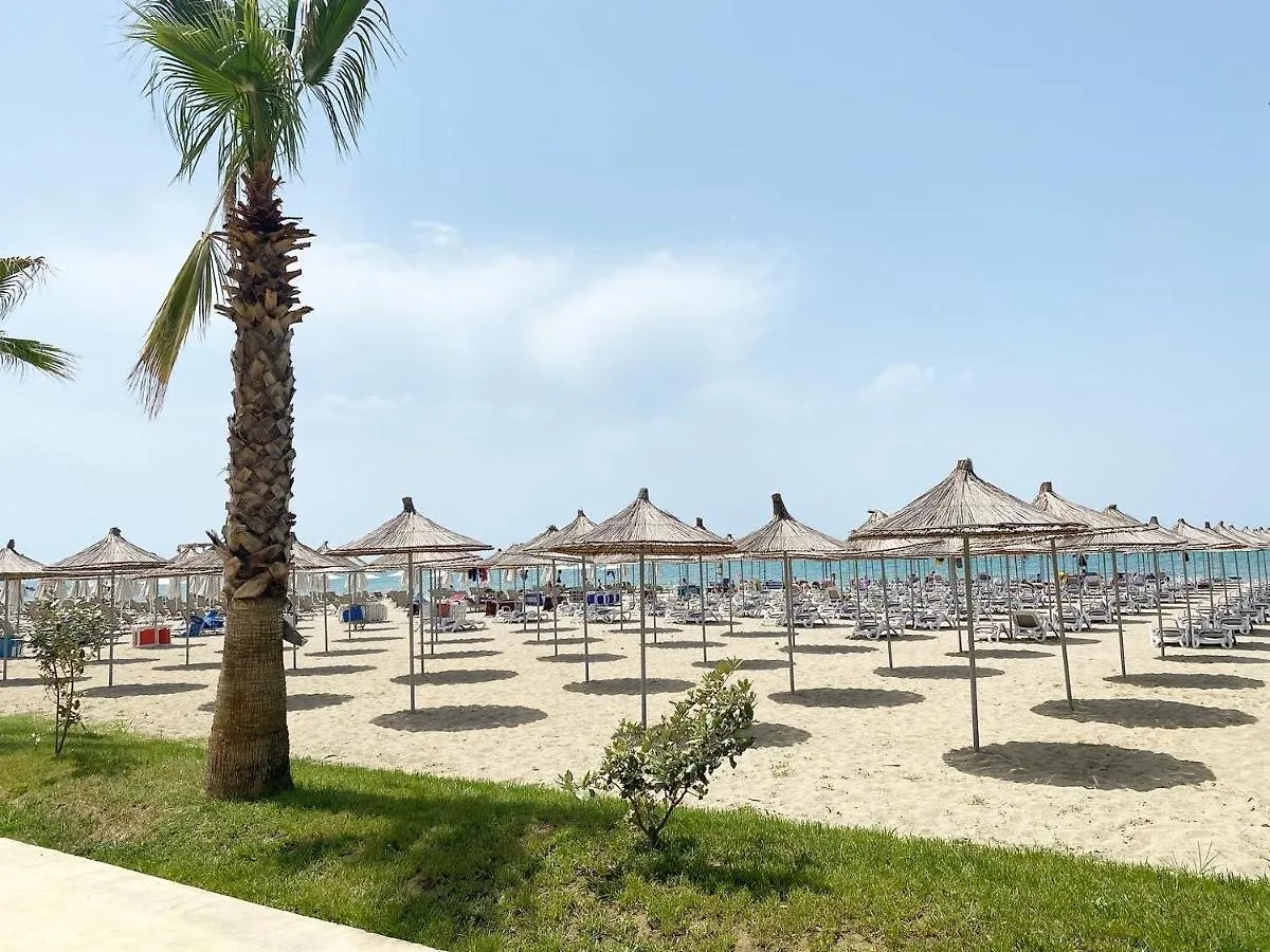 Matias Beach Apartment Golem  Arnavutluk